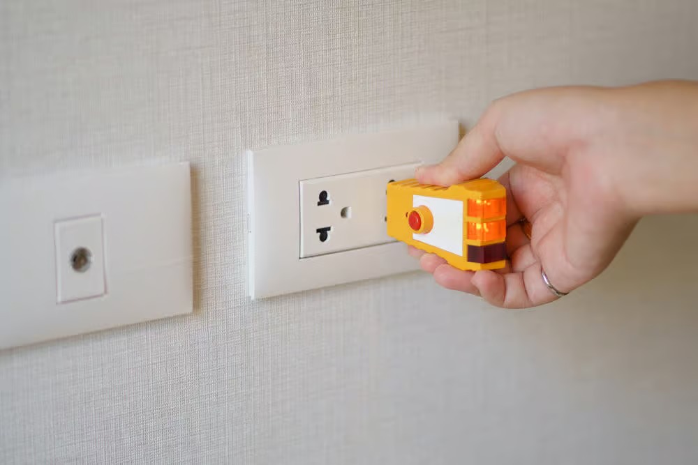 Test Wall Outlets